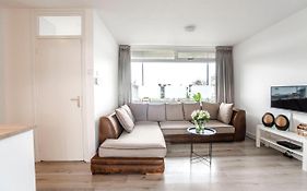 Papillon Flat